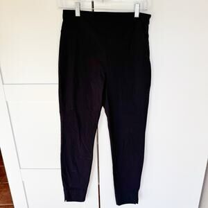 ATHLETA Brooklyn Ankle Pant Womens Size‎ 6 Black. Wrinkle Resistant. Zipper.